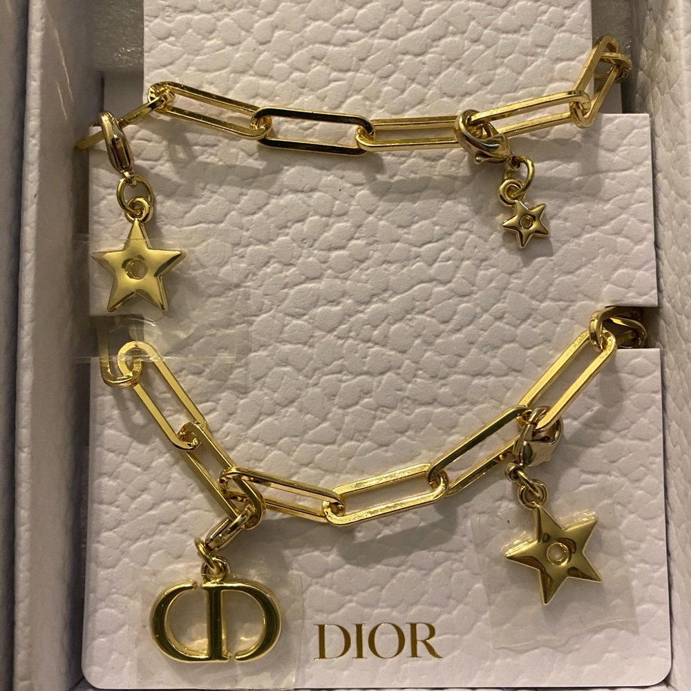 Dior CD and Star charm phone chain/ can be DIY necklace / bracelet - Picture 5 of 12